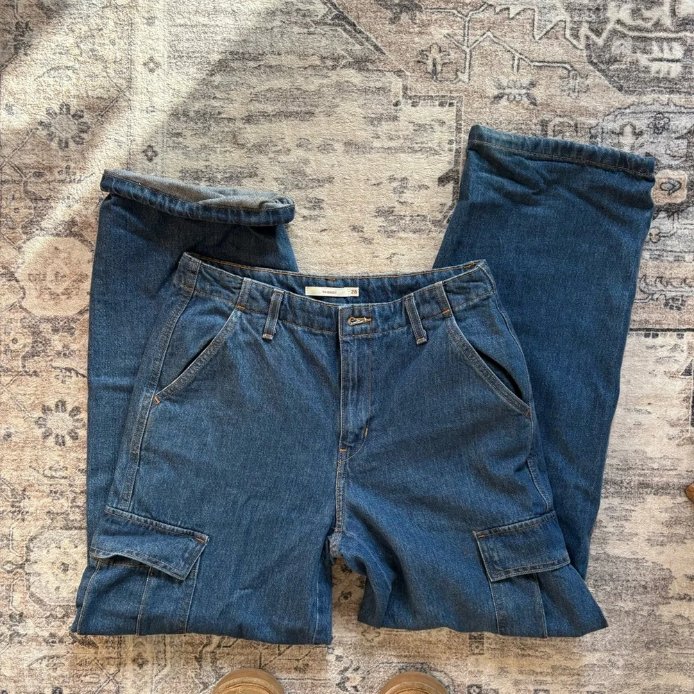 Levi’s baggy 94 cargo pants jeans size 28